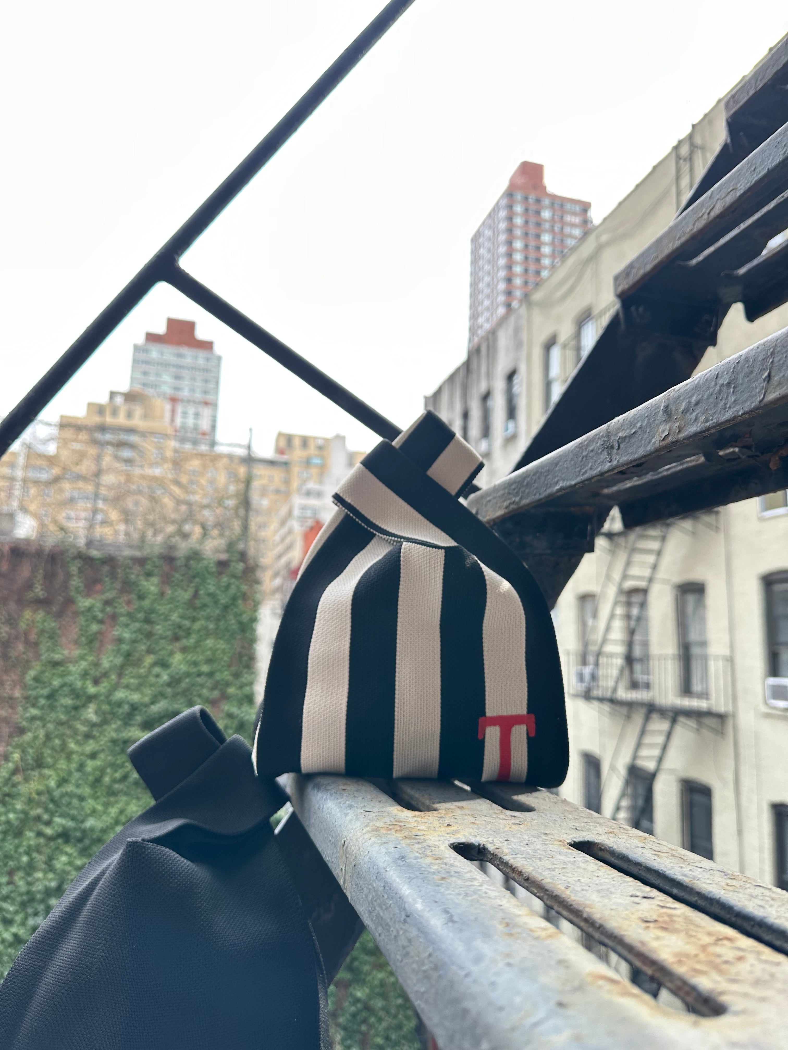 The Santa Barbara - Knot Clutch