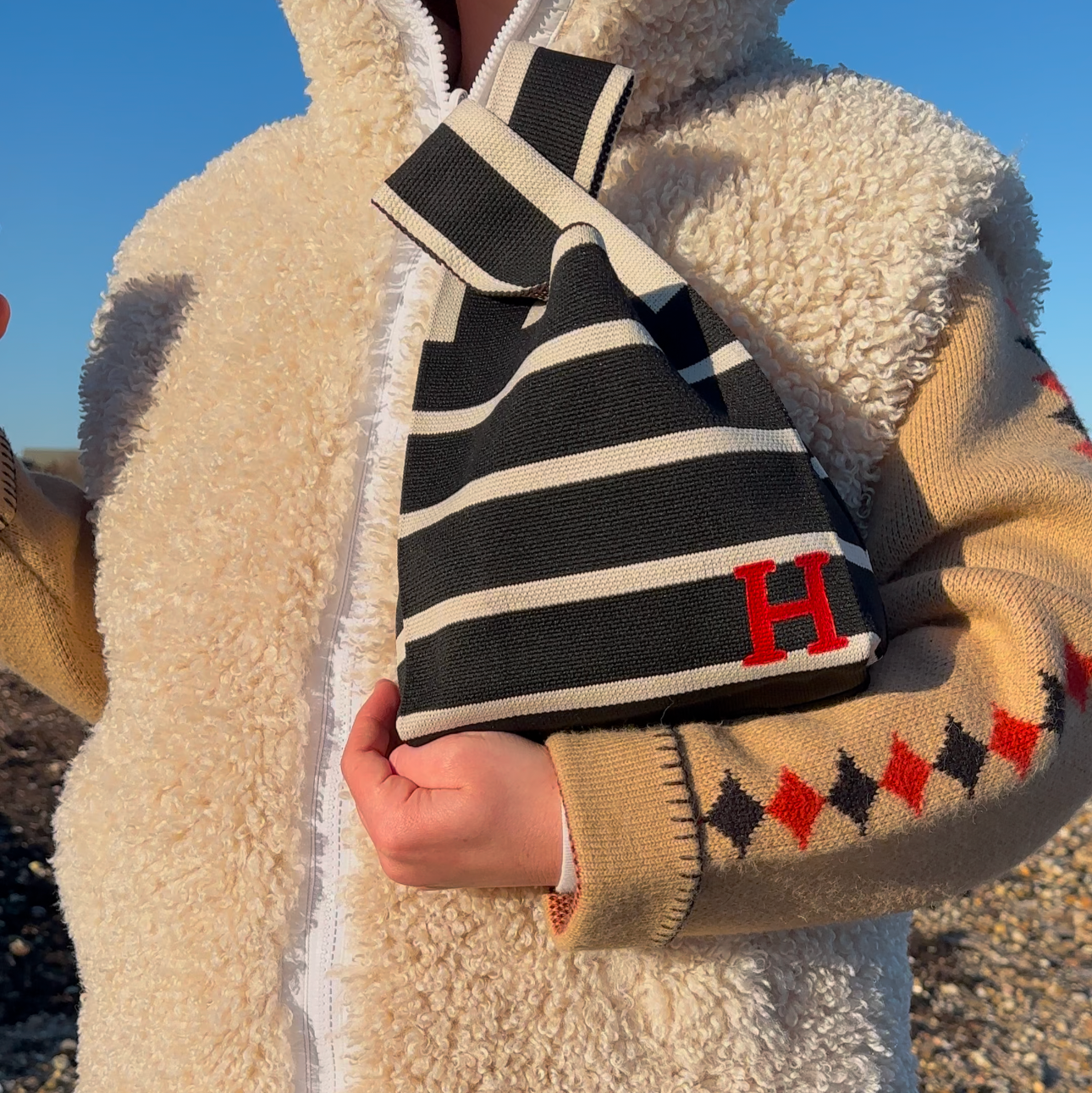 The East Hampton - Knot Clutch